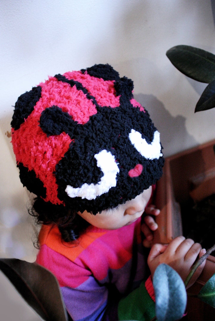 SALE 0 to 3m Ladybug Hat Newborn Ladybug Baby Hat Red Bug Hat Baby Shower Gift - Newborn Baby Bug Sleepy Hat Red Black Ladybug Photo Prop