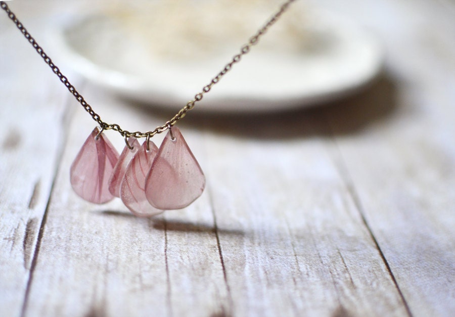 pressed flowers resin jewelry - real petal necklace - pale pink