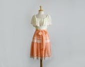 1970s ruffled neckline peach sundress with tiered midi skirt size medium - TheArborVitae