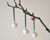 Christmas tree ornament, Christmas decoration, Christmas ball bowl, ceramic Christmas decoration ornament white snow - JasminBlancBoutique