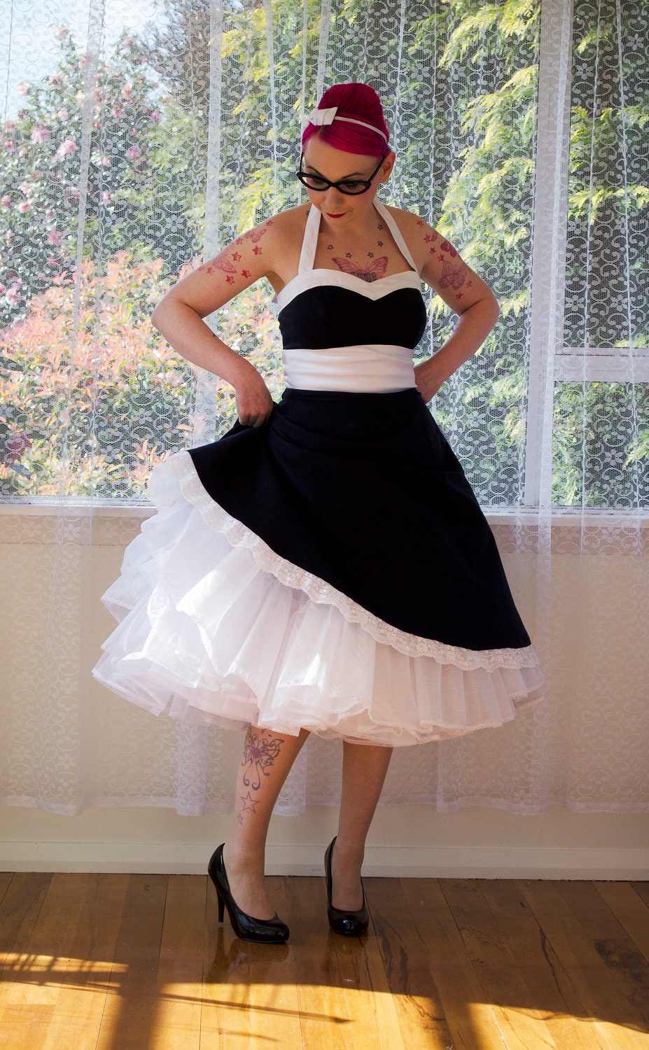 Navy Pin up Dress in 1950s Full Skirted Style, Duchess Satin Waistband, Sweetheart Neckline and White Organza Petticoat - Custom made to fit