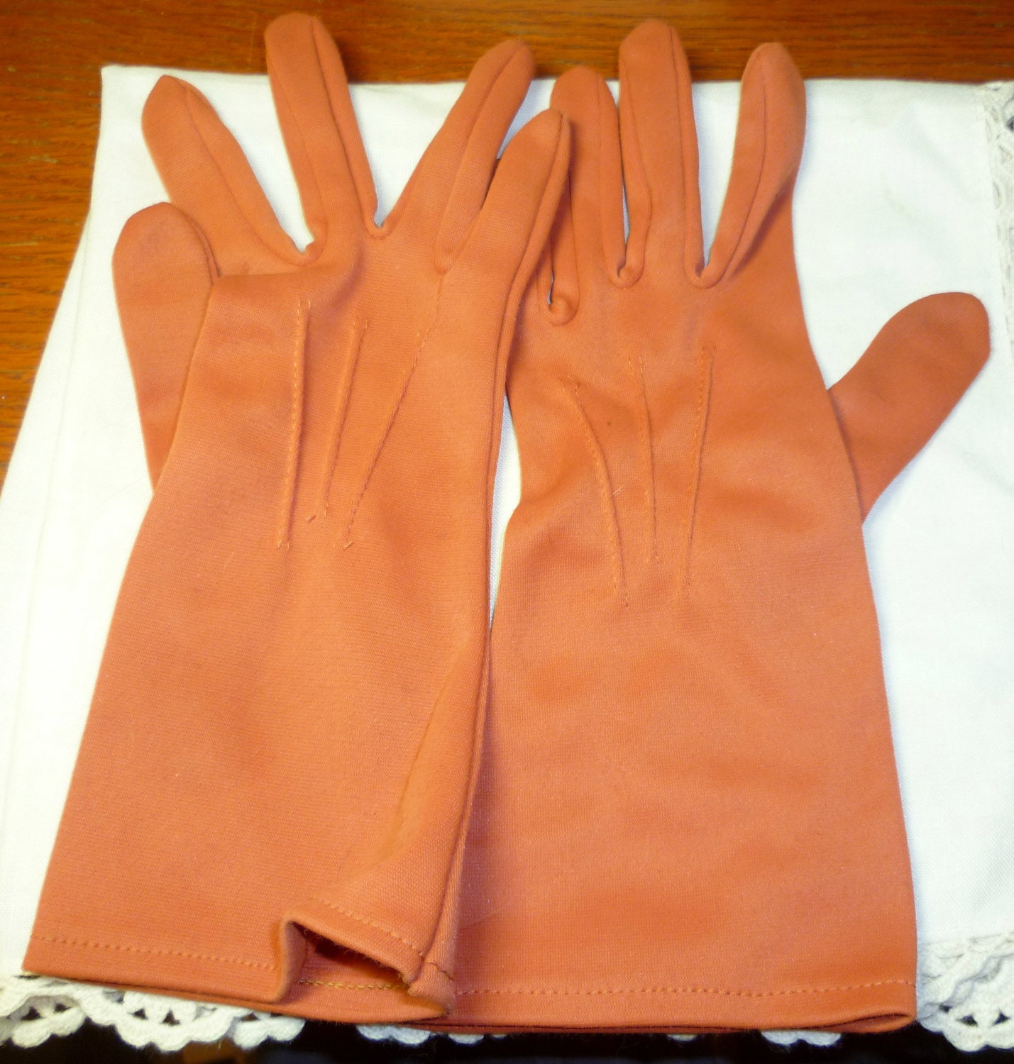 Vintage 60s Orange Ladies Gloves - PoplarStVintage