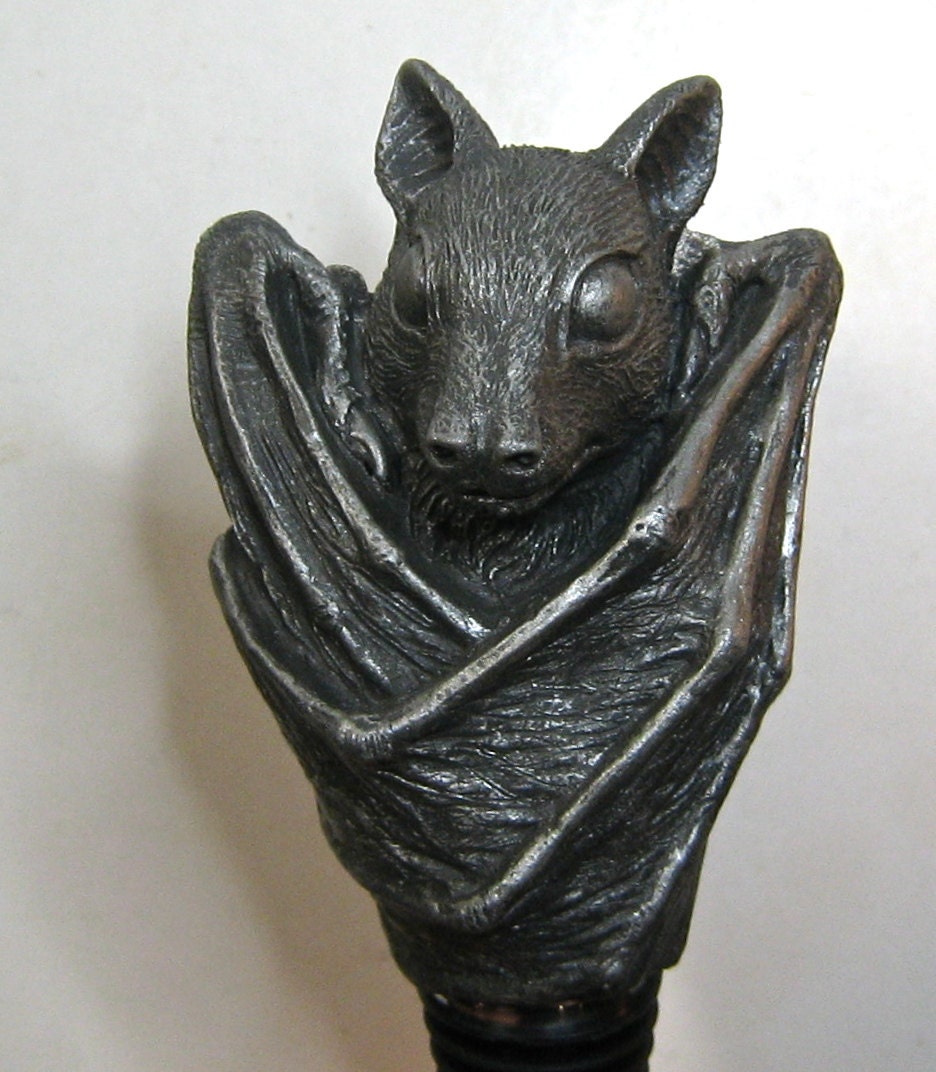 Fruit Bat Winestopper, pewter finish