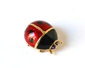 Vintage brooch ladybug jewelry animal quirky fashion costume jewelry women 70s gift statement dead stock