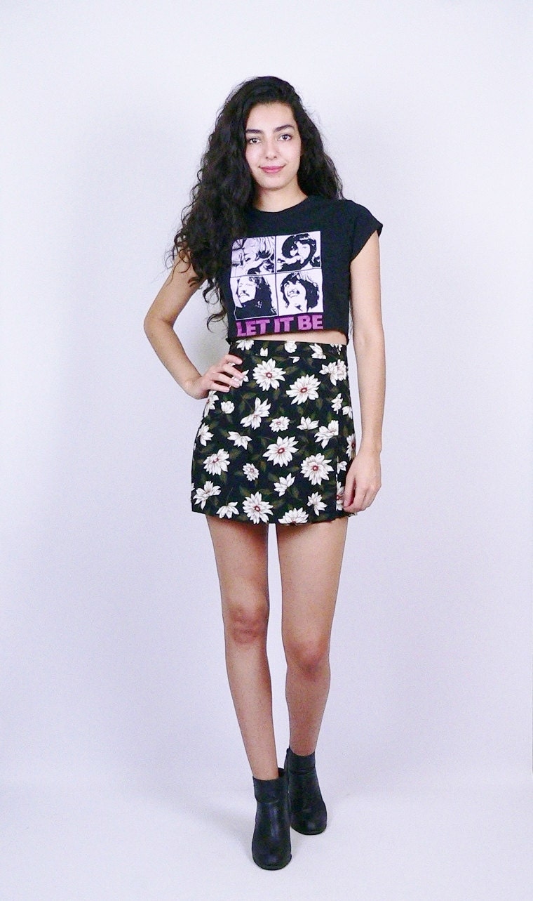 90s Daisy Print High Waisted Skort