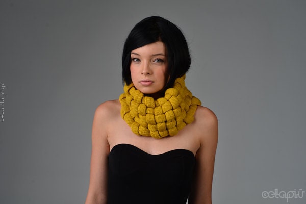 27% OFF - Woven Cowl in Mustard