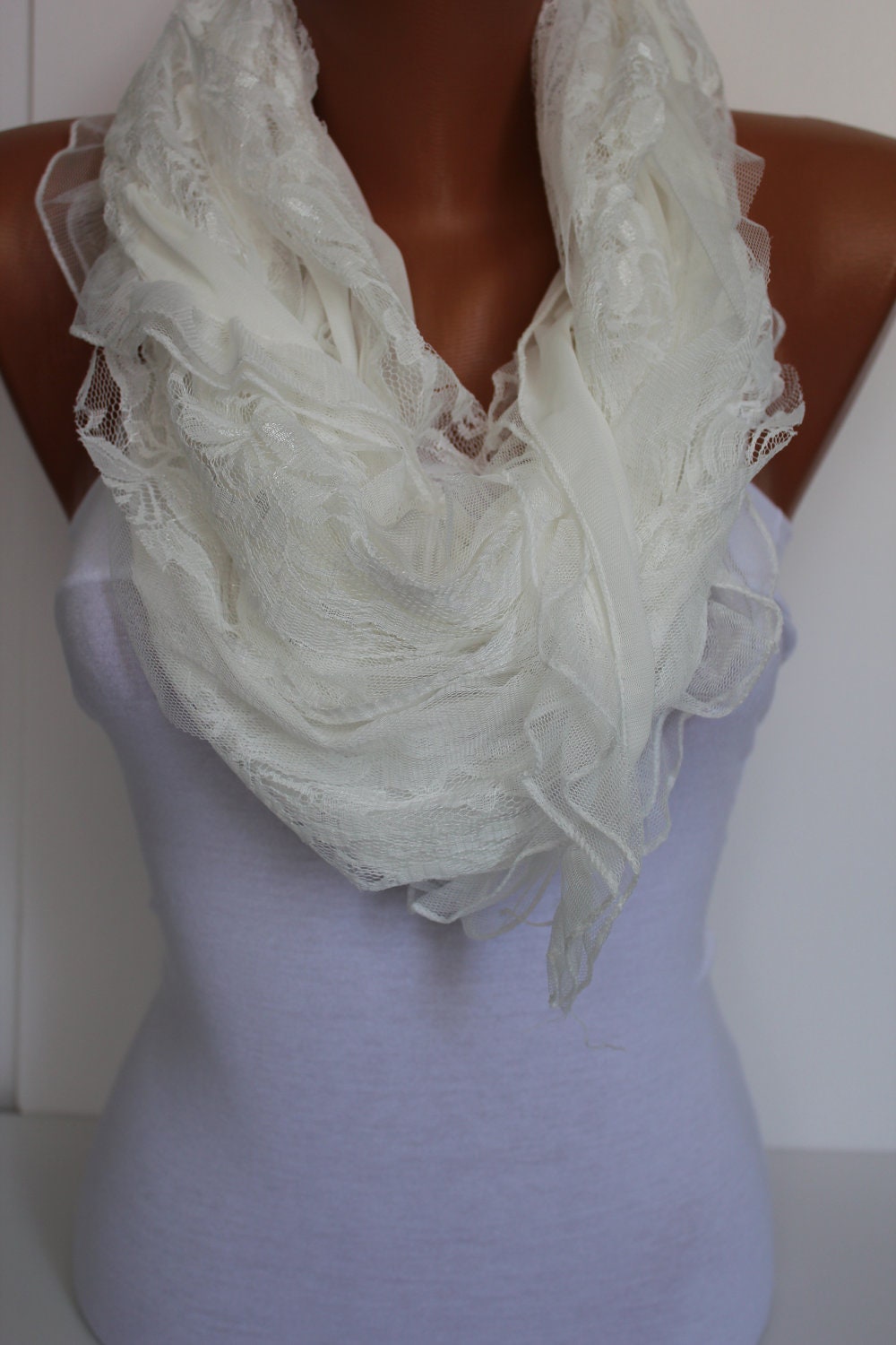 White Elegance Shawl/Scarf