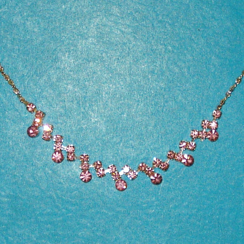 Vintage 1950s Pink Rhinestone Necklace