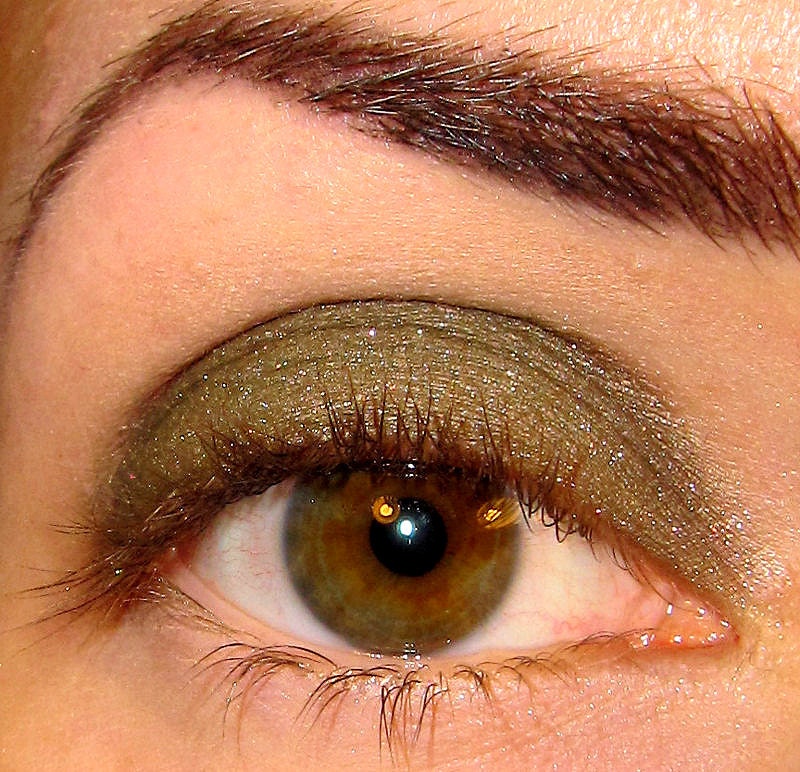 Moonstone Eyeshadow Mineral makeup (Rich golden green brown) Love on the Rocks collection Eyeliner