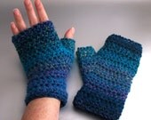 Caribbean - Crochet Fingerless Gloves
