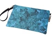 Kindle 4 case / Nook Color Bag / Kindle Fire Cover / Kindle 3 Bag / MEDIUM Padded case fits covered eReaders  - Head Over Teal Fabric