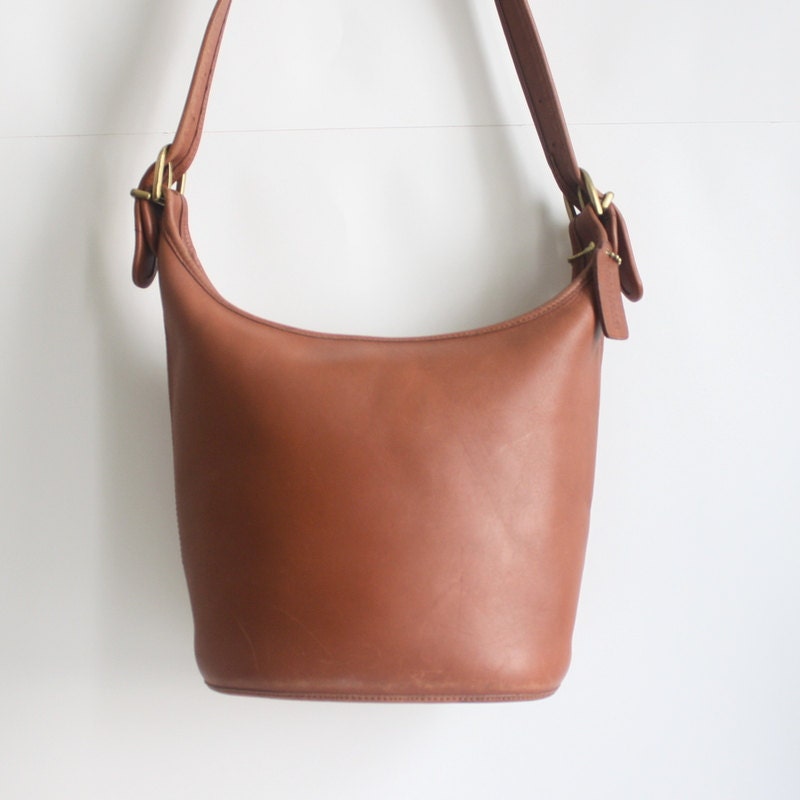 Vintage 60s MidSize COACH Bucket Purse Tote by nstylevintage