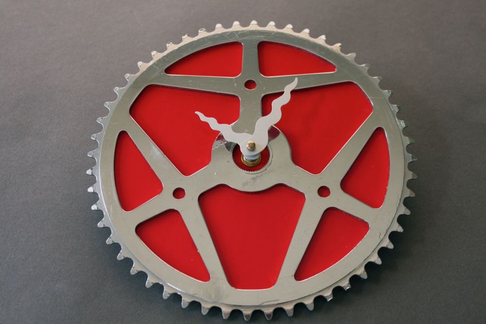 bicycle clock - vintage red