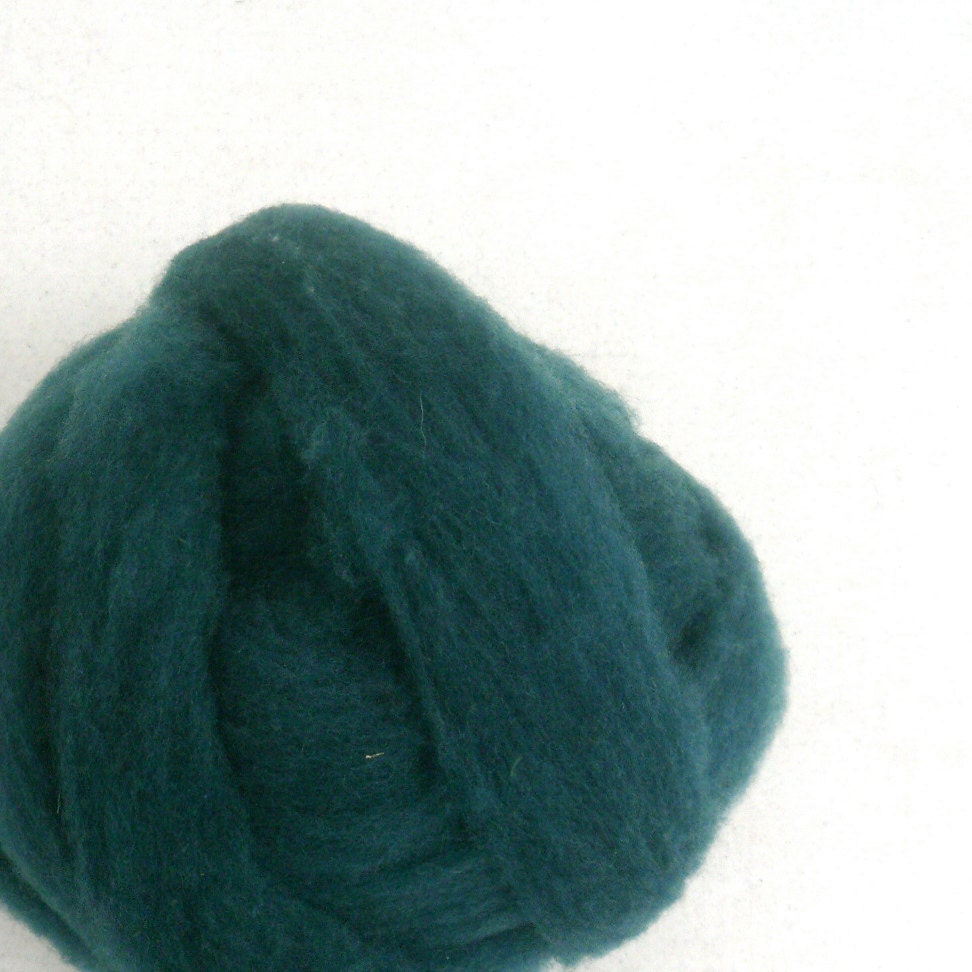 Polypay Wool Roving for Spinning -- Acorn Squash -- 4 oz.