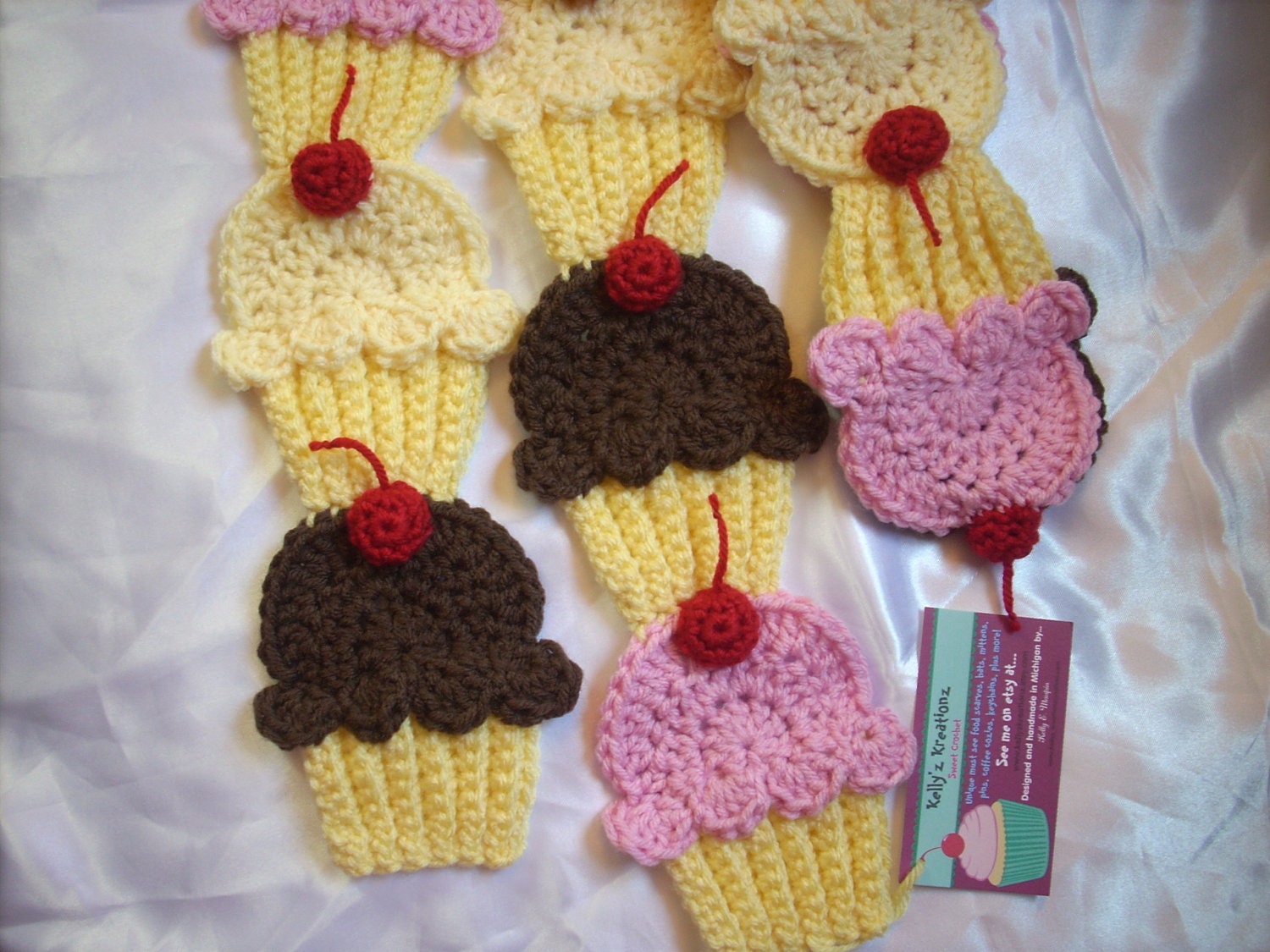 The ORIGINAL Neapolitan Strawberry Vanilla Chocolate Cupcakes Scarf 3D cherry Made To Order
