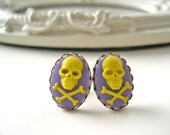Pirate skull and bones  earrings  in lime and purple