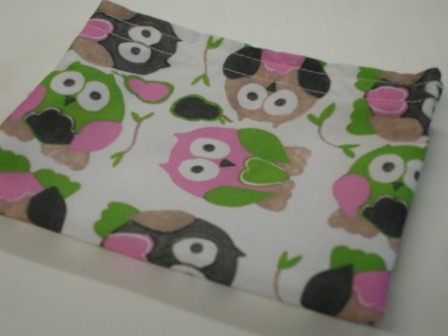 Short Legged Owls in Pink Reusable Snack Bag