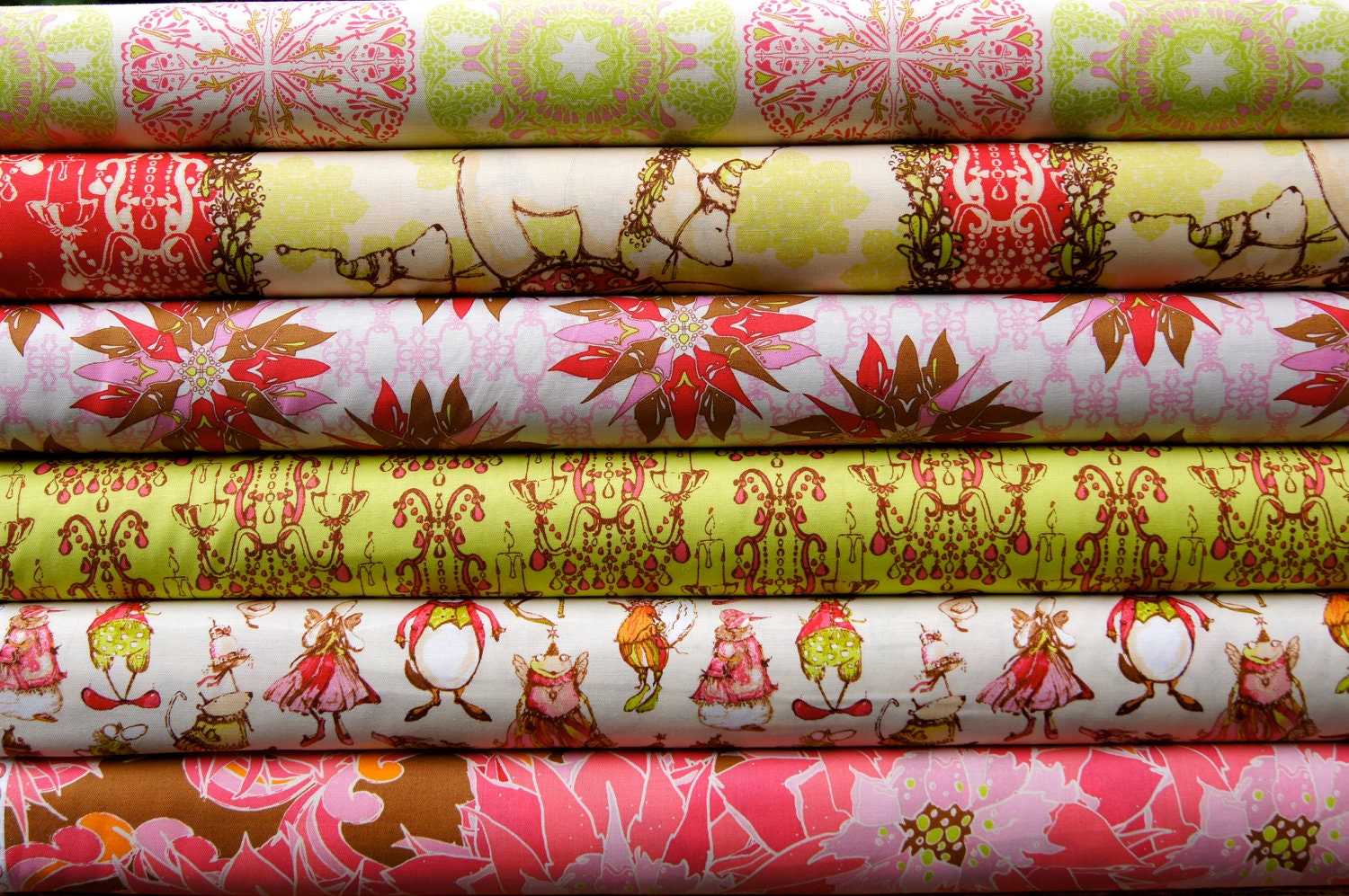 Starflakes and Glitter by Tina Givens, Half Yard Set in red