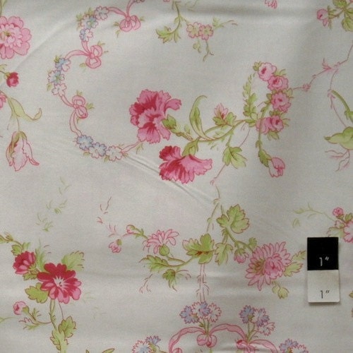 Verna Mosquera VM39 Tea Cakes Ribbon & Roses Vanilla Cotton Fabric 1 1/8 Yd