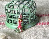 Vintage Christmas brooch pin candle with five faux rubies ruby green red gold