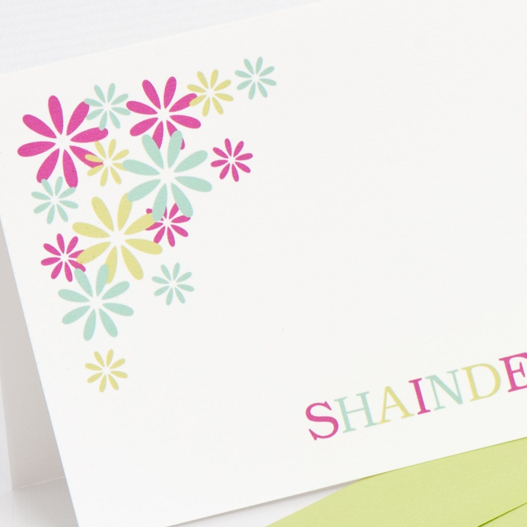 Daisy Personalized Stationery Set (20) plus Matching Address Labels