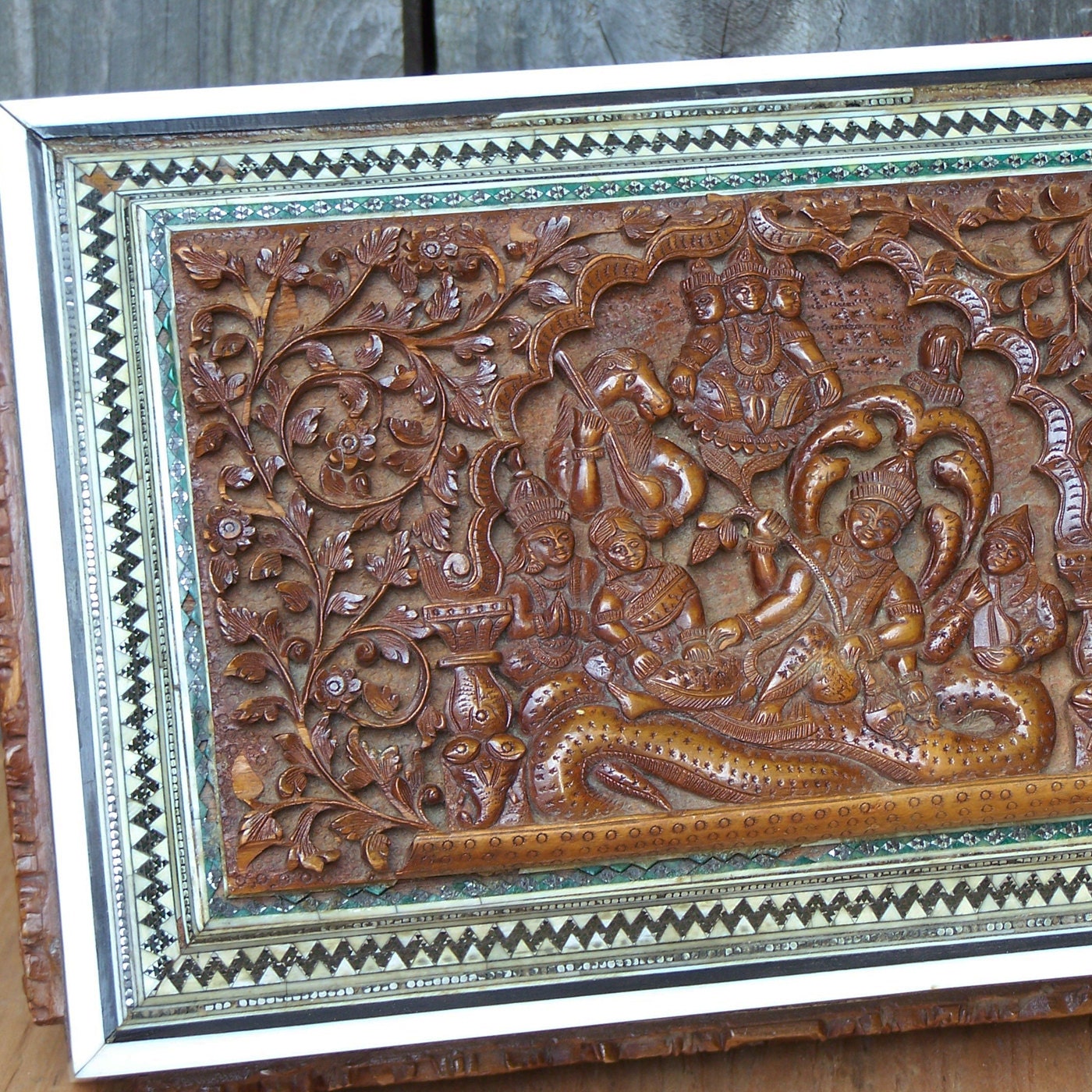 Reserved for Al Paca - Vintage Handcarved Wooden Box with Beautiful Inlay Design