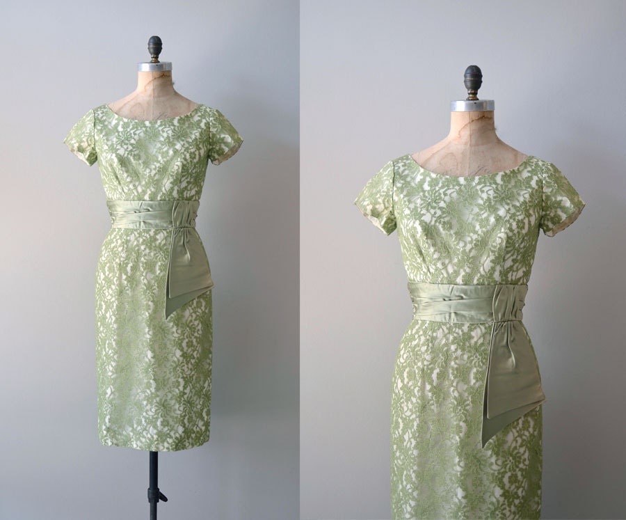 vintage 1950s dress / lace 50s dress / Peridot lace dress