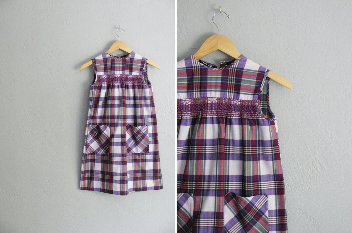 vintage girl's '60s purple PLAID sleeveless TENT dress with POCKETS. size m (10/12).
