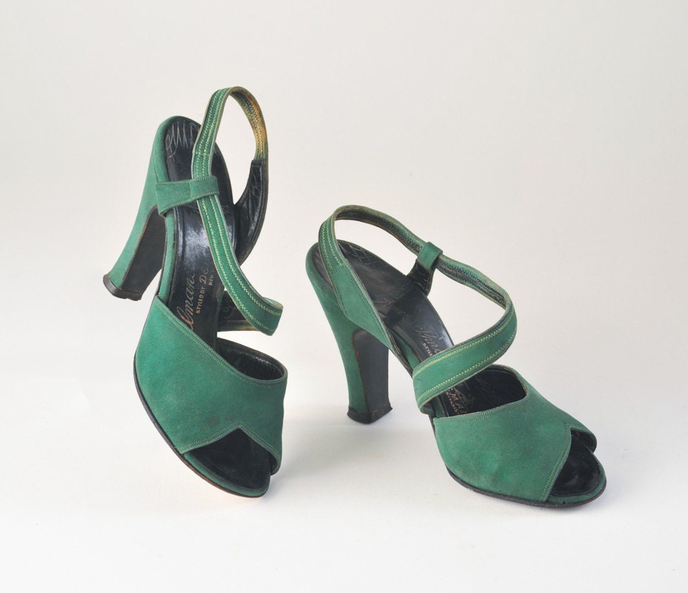1940s Green Suede Shoes - Slingback Open Toe Emerald City Heels
