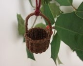 handled basket, hand-woven miniature