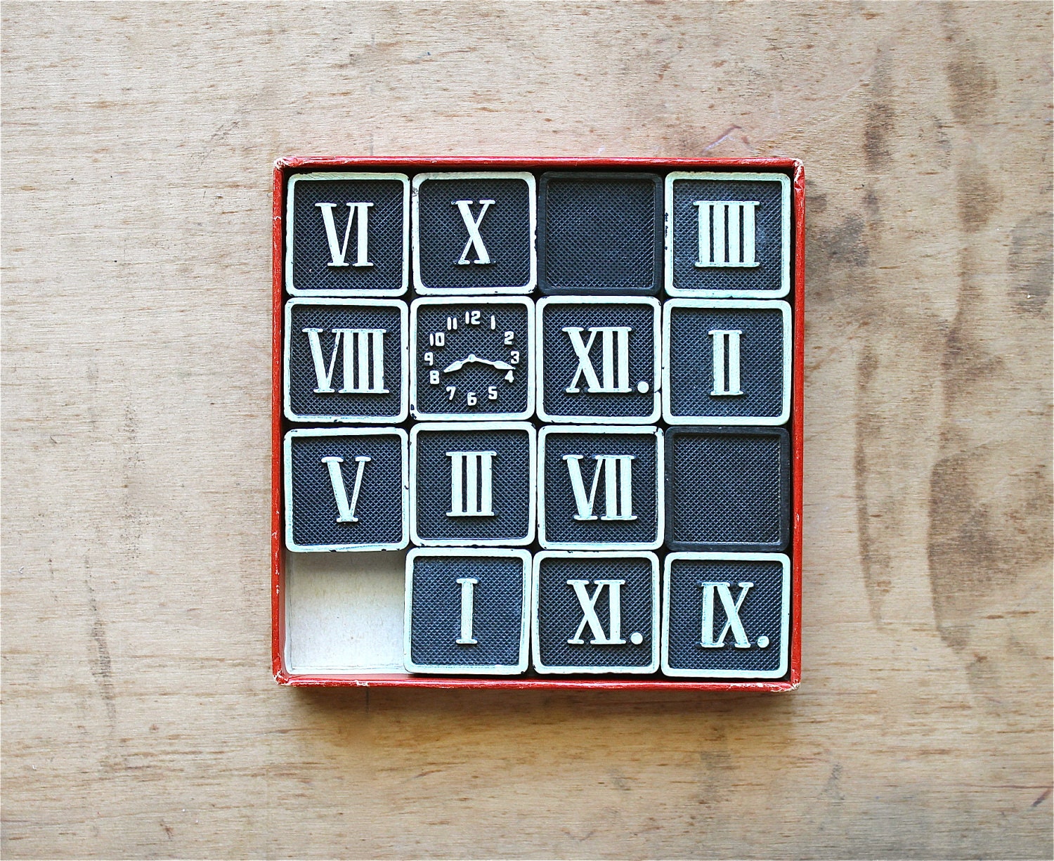 So Puzzling - Antique Time Puzzle - Antique Embossing Company Game - Black - New Years - Numbers - Clock
