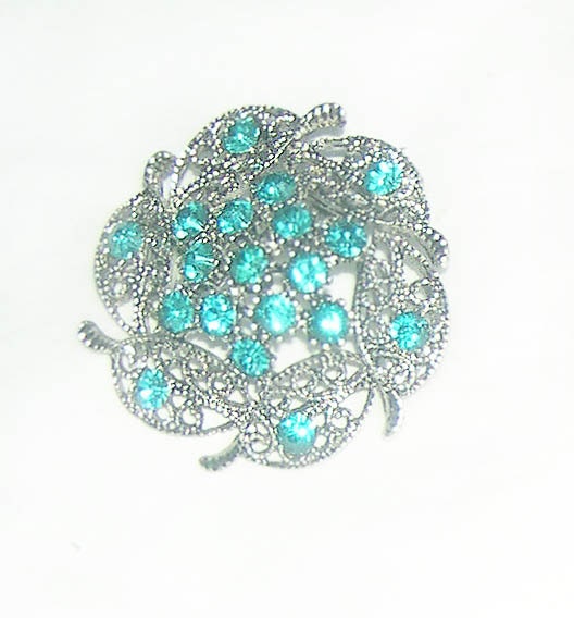 Vintage Aqua Rhinestone and Silvertone Brooch