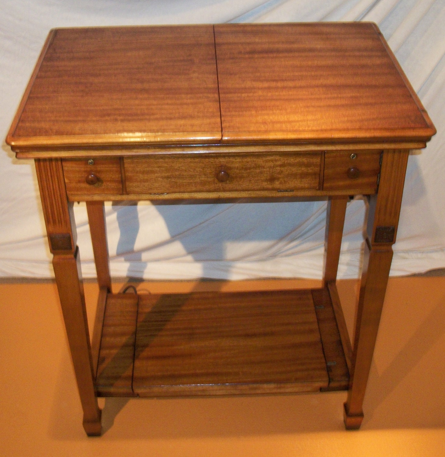 Singer sewing machine deluxe library table cabinet