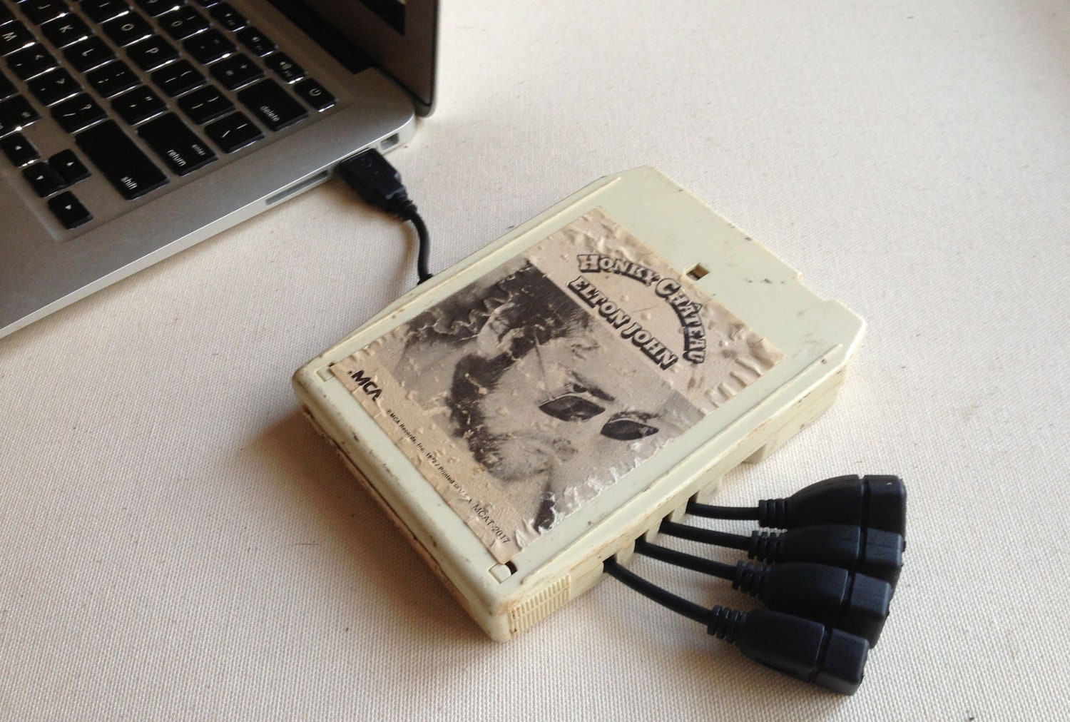 USB Hub - Elton  John