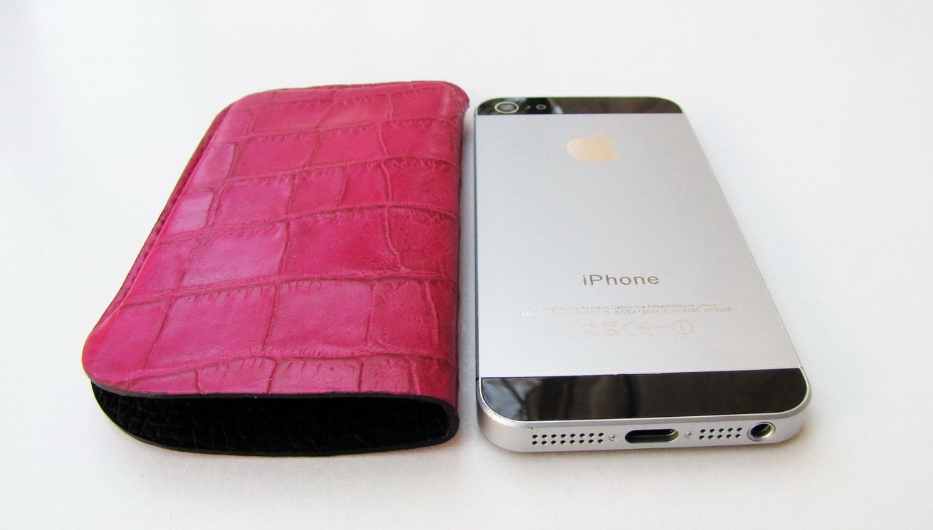 PERSONALIZED iPhone 5 Case in Premium Selection, Croco Print, Dark Pink, Italian Calfskin. Leather Lining. HANDMADE UNIQUE Case