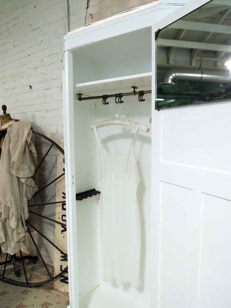 RESERVE AMANDA Painted Cottage Chic Shabby White Antique Armoire AM256