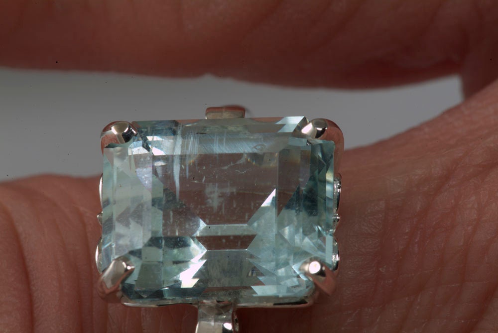 Natural 6.15 Carats Emerald Cut Aquamarine Ring
