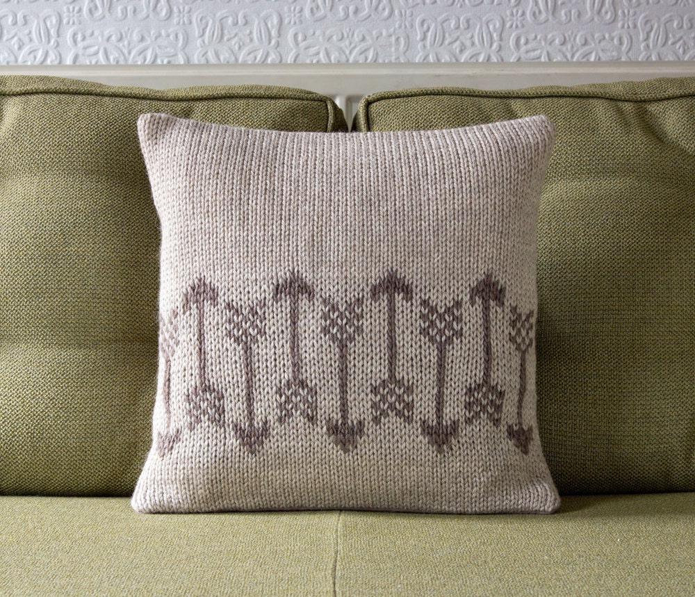Arrow Pattern Knitted Decorative Cushion / Pillow Cover /// Archer
