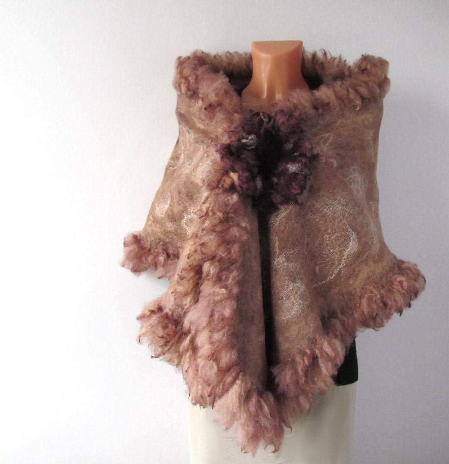 Felted scarf alpaca fur  beige pink  wrap