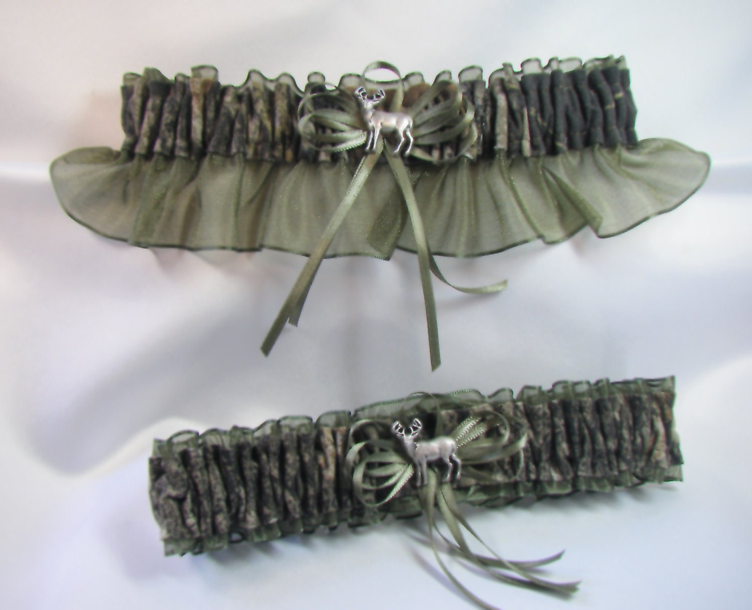 MOSSY OAK Camouflage wedding garters deer Camo garter Moss /