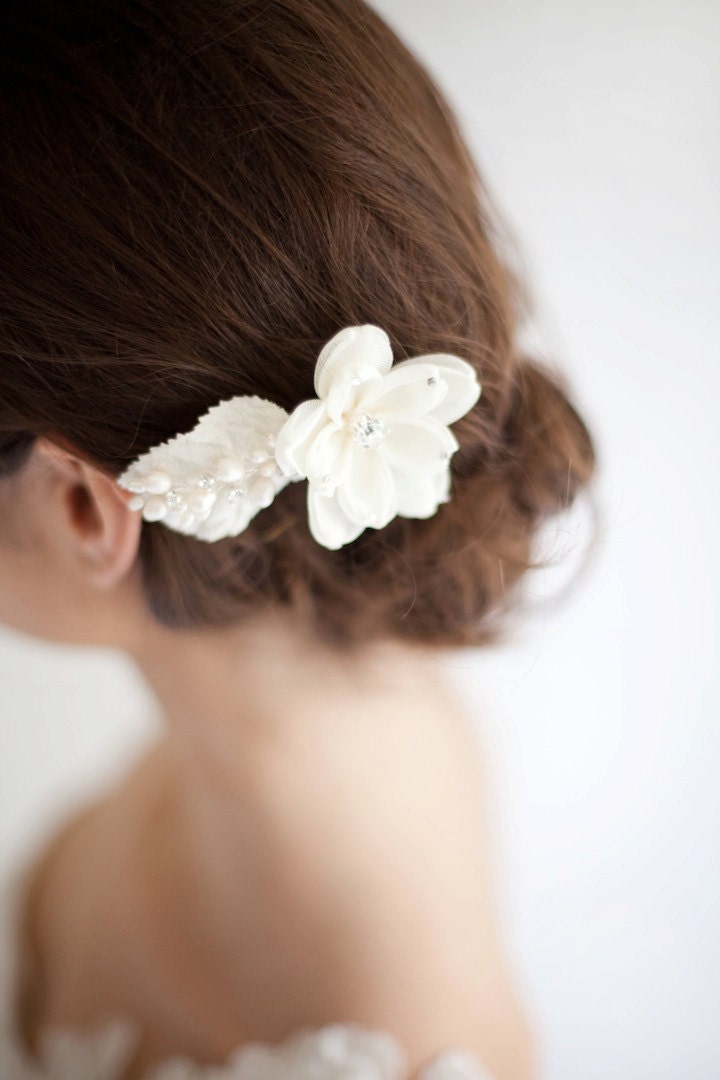 Amelia Petite Rose Available in Ivory, Style 615