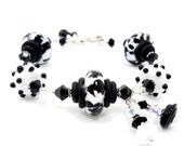 Black White Bracelet, Lampwork Bracelet, Glass Bead Bracelet, Beaded Bracelet, Beadwork Bracelet