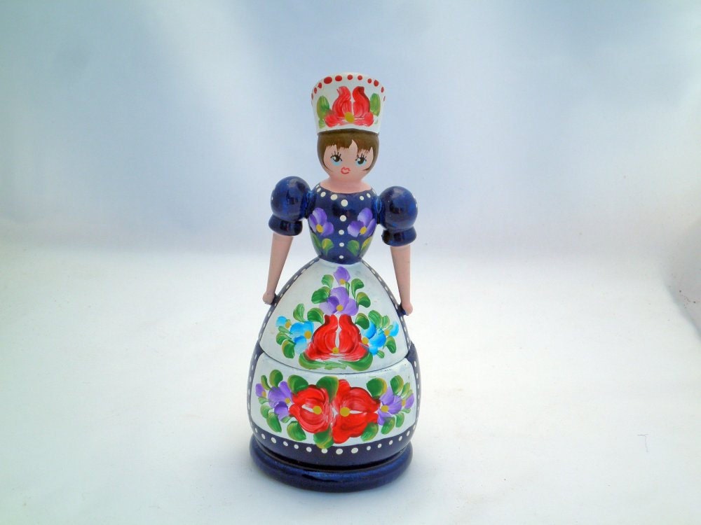 Traditional Costume Figurine - Wooden Doll Box - Hungary - Europe