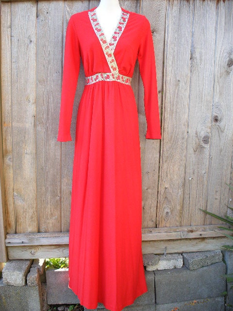 Red 70s Vintage House Dress With Metallic Gold Floral Detailing At Neck And Chest Area