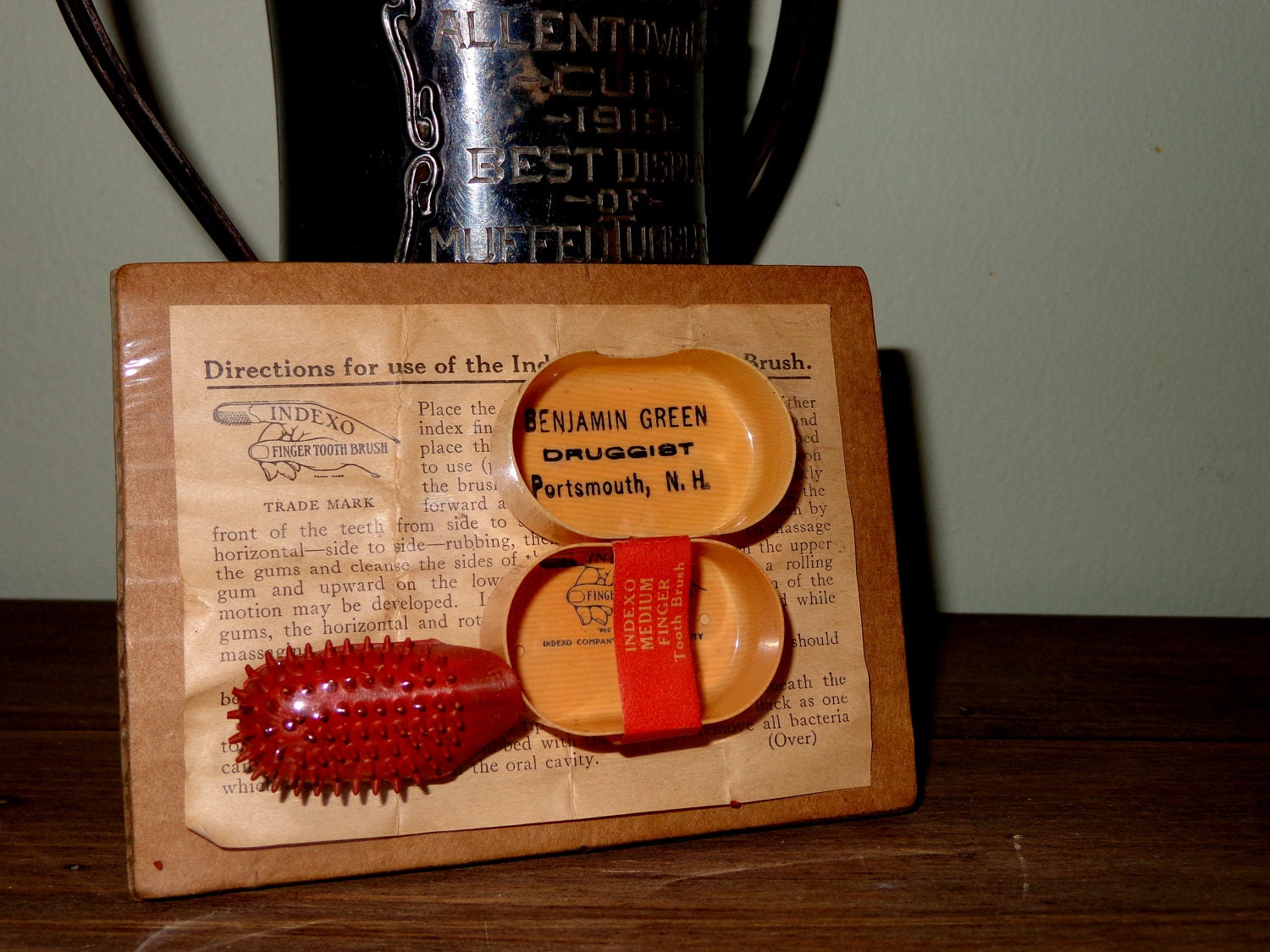 Rare Dental Advertising INDEXO Tooth Brush with Ephemera FREE Shipping