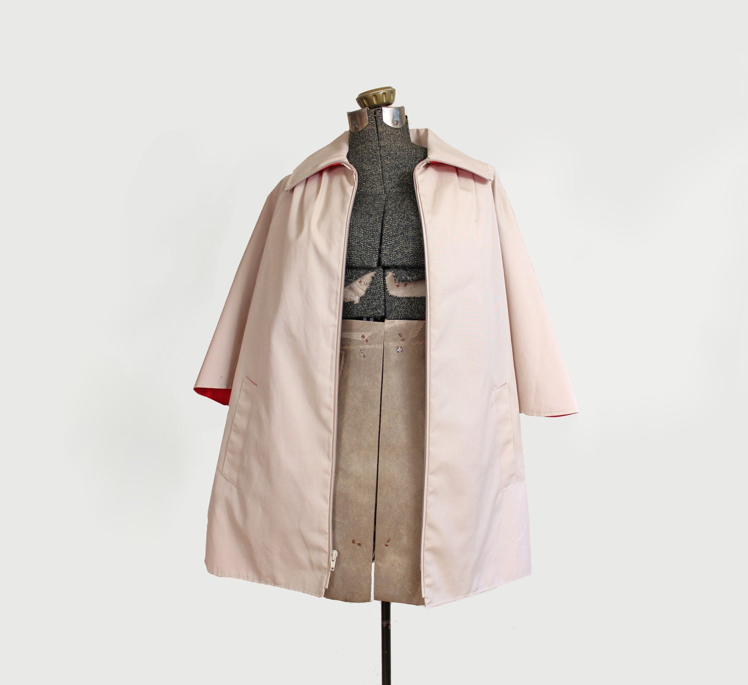 vintage cape - 1970s coat - khaki cape coat - rain coat medium Black Friday Cyber Monday