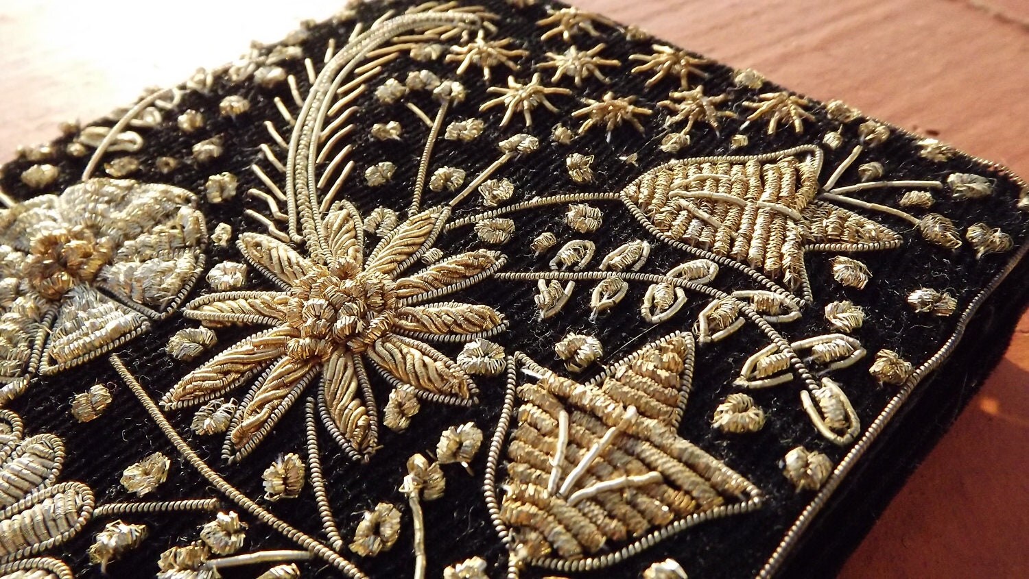 Vintage 30s CLUTCH fine embroidery