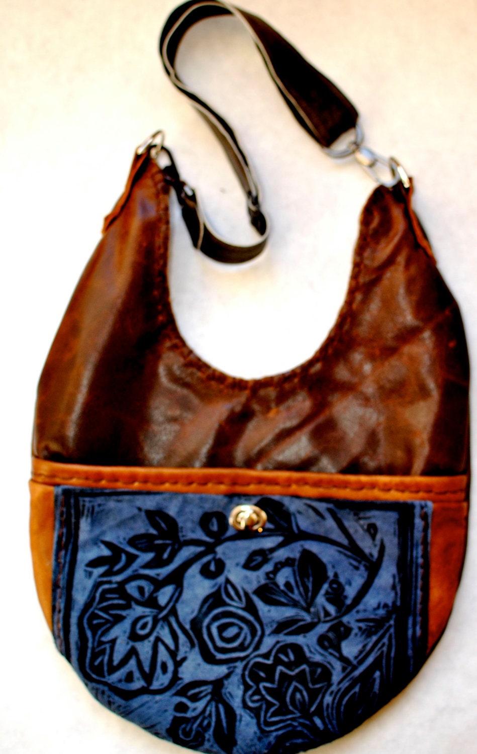 Round Printed Hip Bag in Blue Floral