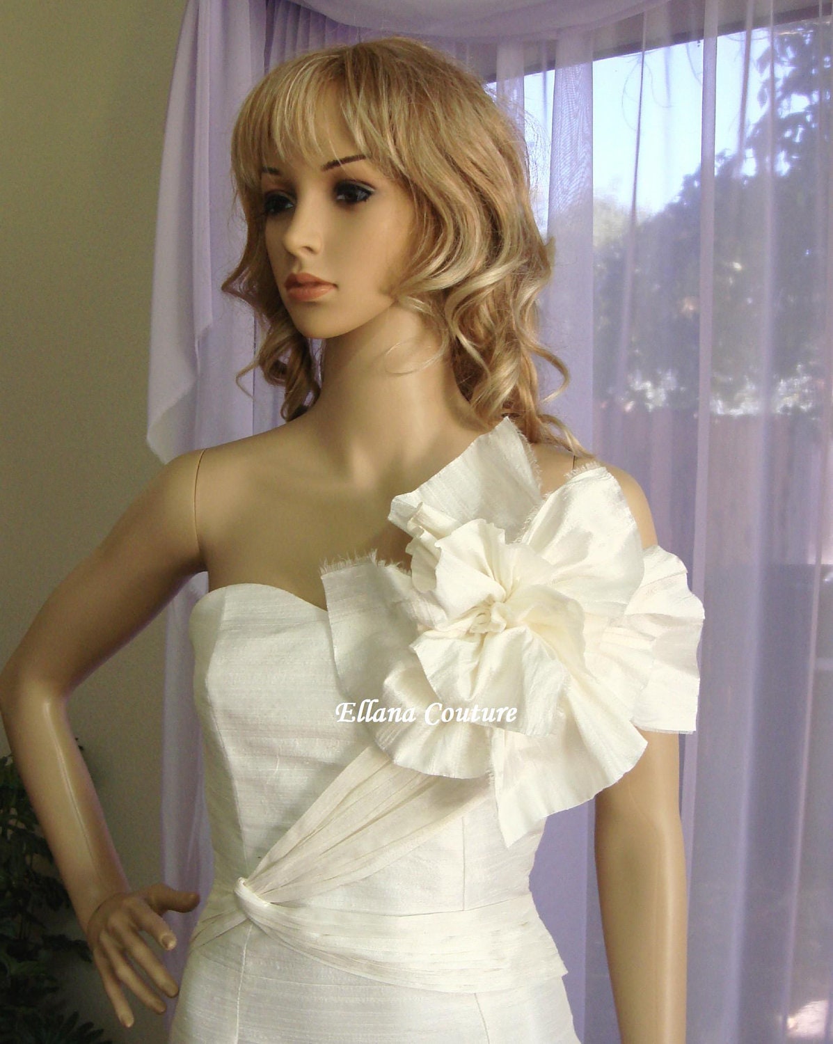 Eliza - Vintage Style Dupioni Silk Wedding Dress. Retro Inspired BEAUTIFUL Bridal Gown.