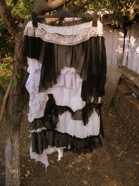 skirt, gothic skirt, steampunk, victorian, tattered, halloween costume, women, fashion, layers and frills, black and white, the corpse bride